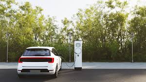 Government Incentives for Buying an Electric Car in 2025